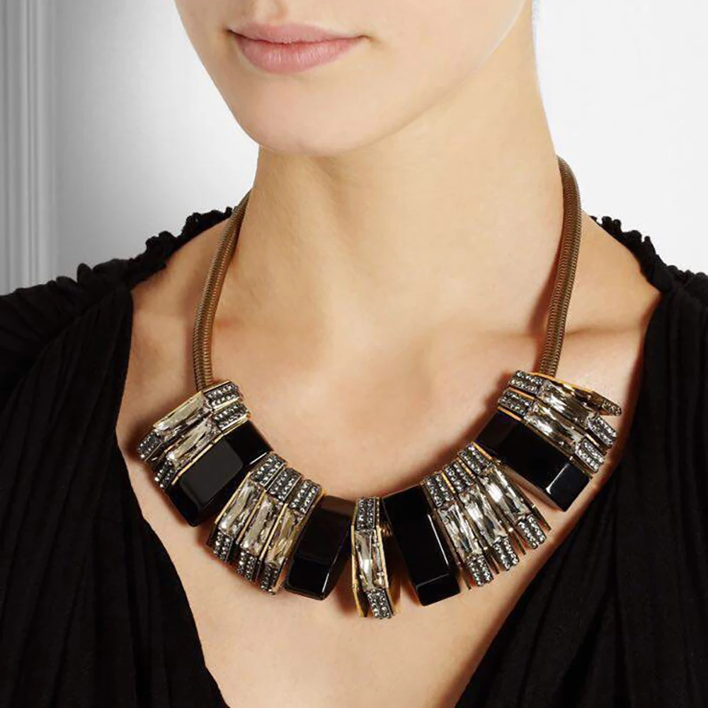 

Amorita boutique Vintage Necklaces