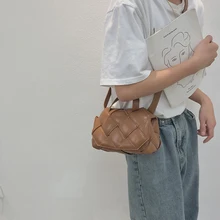 

2021 Women's One Shoulder Woven Handbag Fashion Famous Designer Luxury Brand Handbag High Sense Versatile Women's Bag Waist Dag