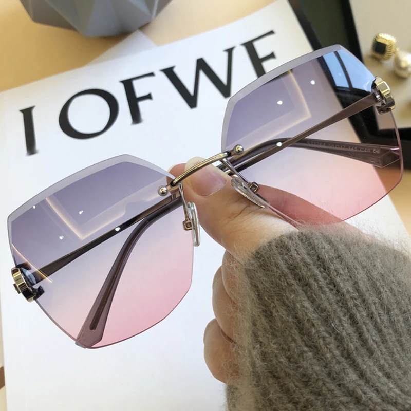 

Cutting Rimless Alloy Polygon Double Color Women's Sunglasses 2020 New Fashion Brand Gradient Elegant Sun Glasses Female Shades