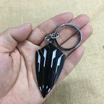 

[Funny] 30pcs/lot The avengers Infinity War super hero Captain America shield figure metal model bag key chain pendant toy gift