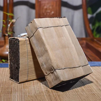 

1990 China Yunnan pu'er tea 500g tea Green food