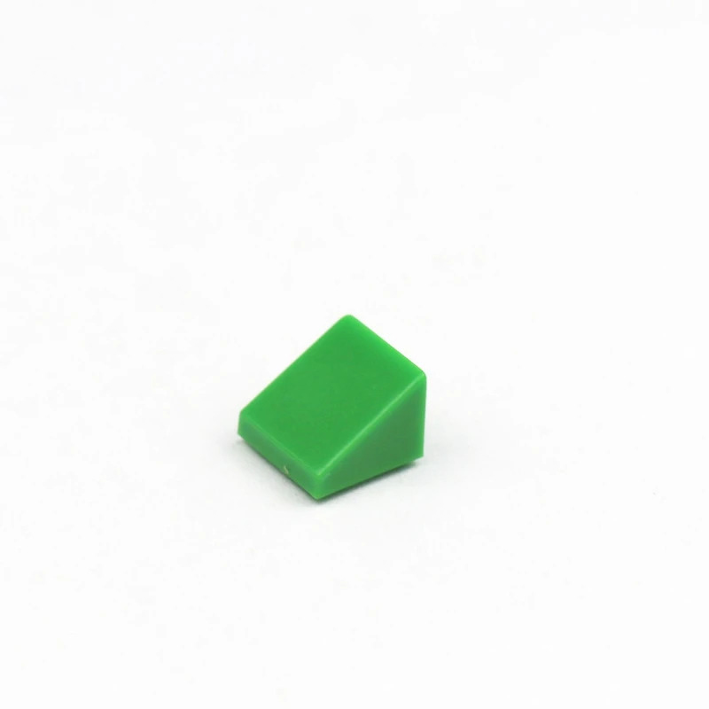 Creative 50-Piece Set of 1x1 Slope Bricks for DIY Educational Building Projects