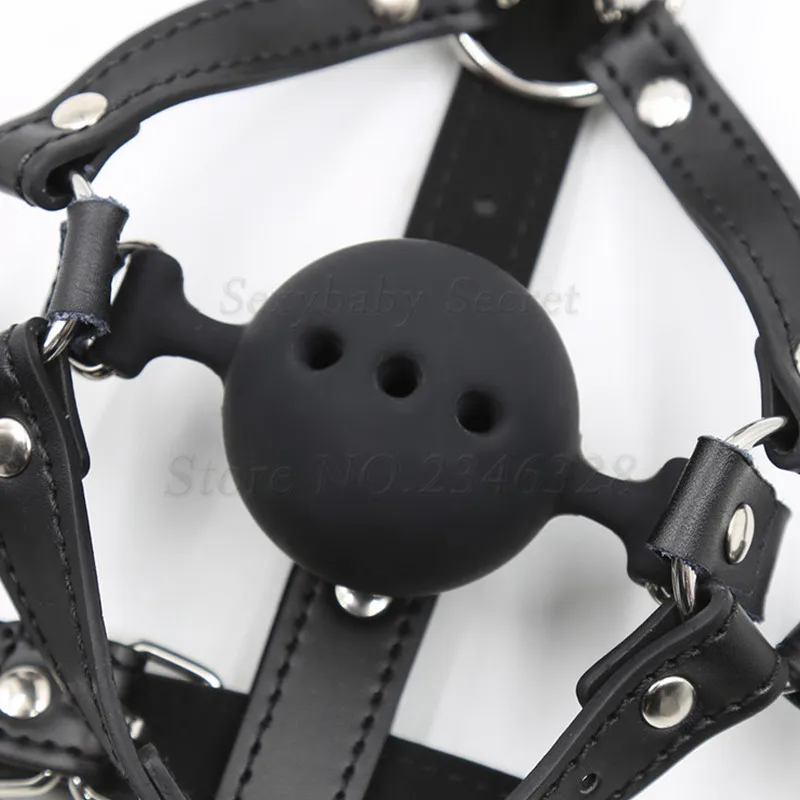 8989878643_1557592402