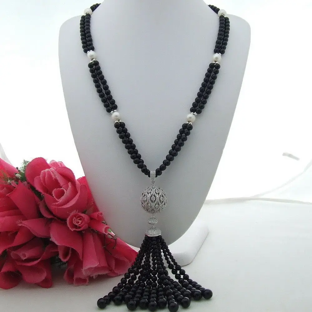 

33" Pearl Onyx Necklace