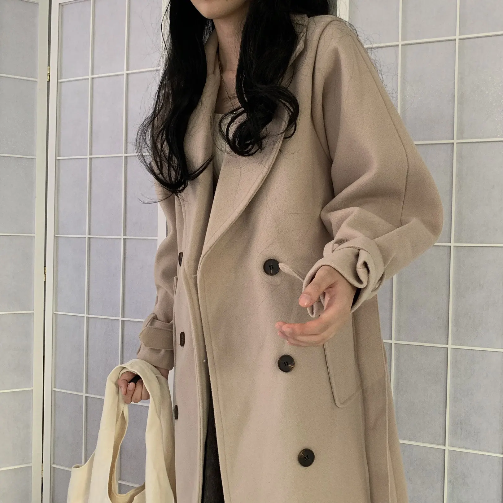 Сезон осень-зима шерстяное пальто Для женщин стиль корейско-Стиль свободные на шнуровке в ретро-стиле длинный плащ пальто, шерстяной жакет модная одежда