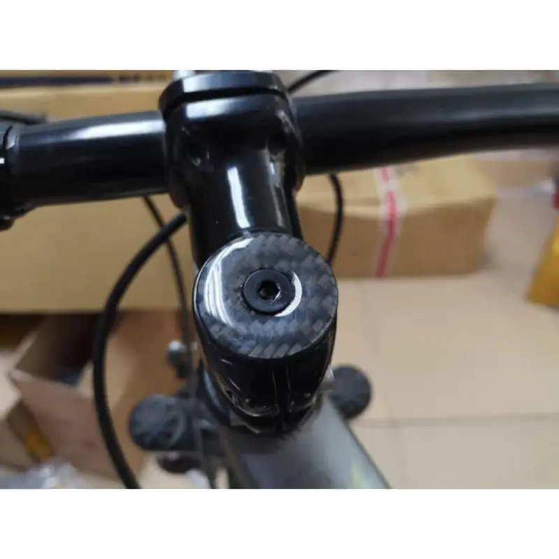 Сверхлегкий углеродного волокна Горная дорога велосипед Вилка стволовых верхних крышек с винтом из титанового сплава