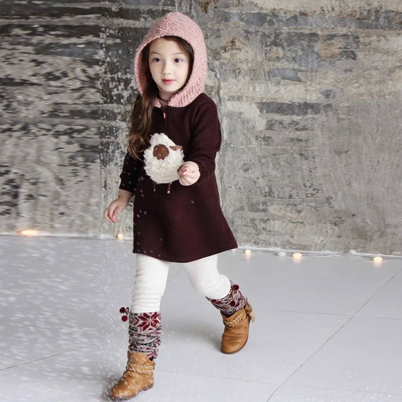 Осенние детские платья для девочек; свитер; платье с капюшоном для девочек; детская одежда с длинными рукавами и овечкой; милое бархатное теплое зимнее платье для девочек