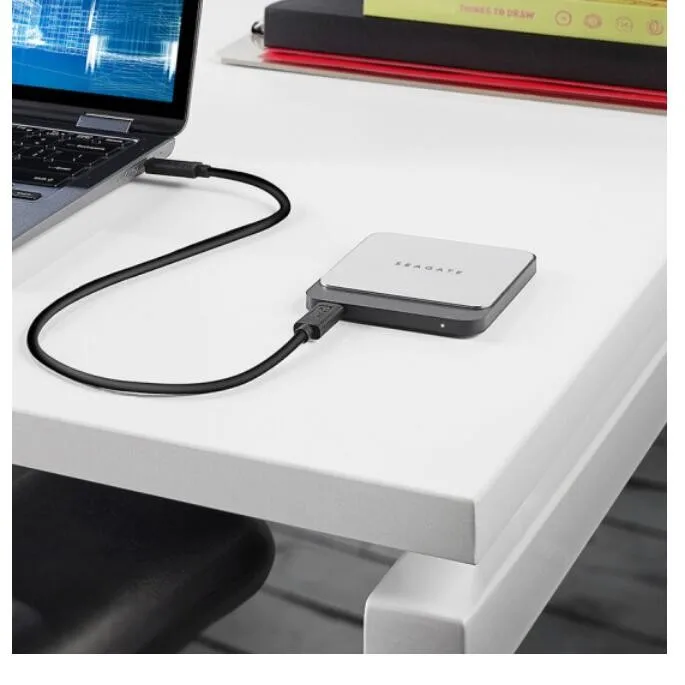 Seagate Flying Wing Fast SSD Portable 250g Mobile Solid State Hard Disk STCM250400