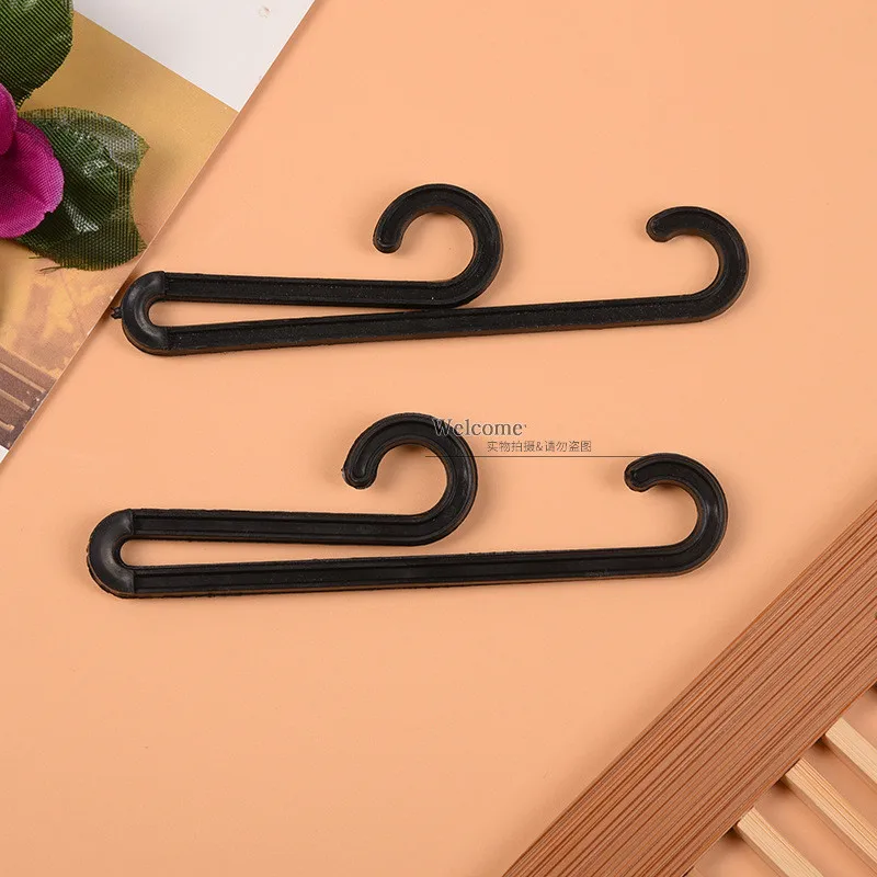 black color sock packing hangers