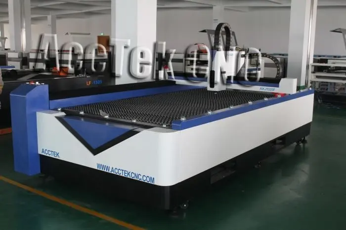 ACCTEK 500W CNC fiber laser cutting machine cutting steel and metal high precision cutting machine AKJ1325F