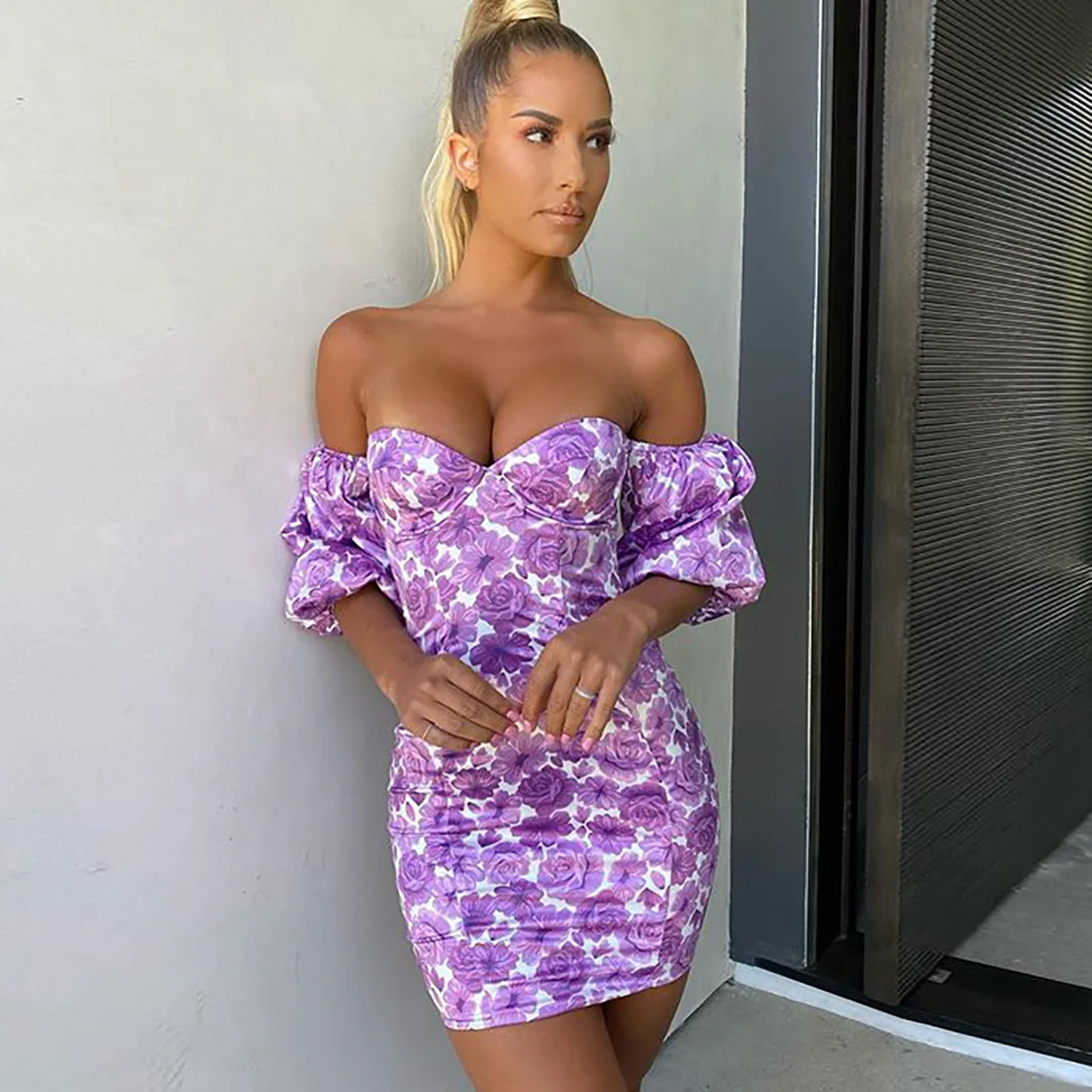 DEAT 2020 New Summer Fashion Casual Zipper Skinny Print Strapless Backless Puff Sleeve Short Dress Women SD613