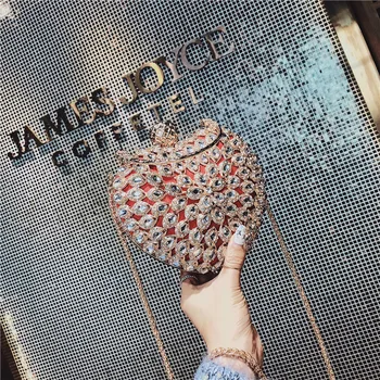 

2020 New Temperament Hollow Diamond Diagonal Dinner Chain Bag Ladies Clutch Heart