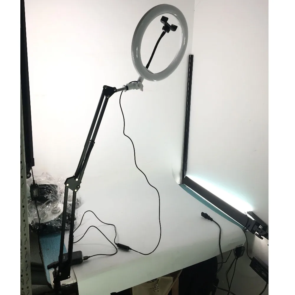 кольцевая лампа с креплением к столу