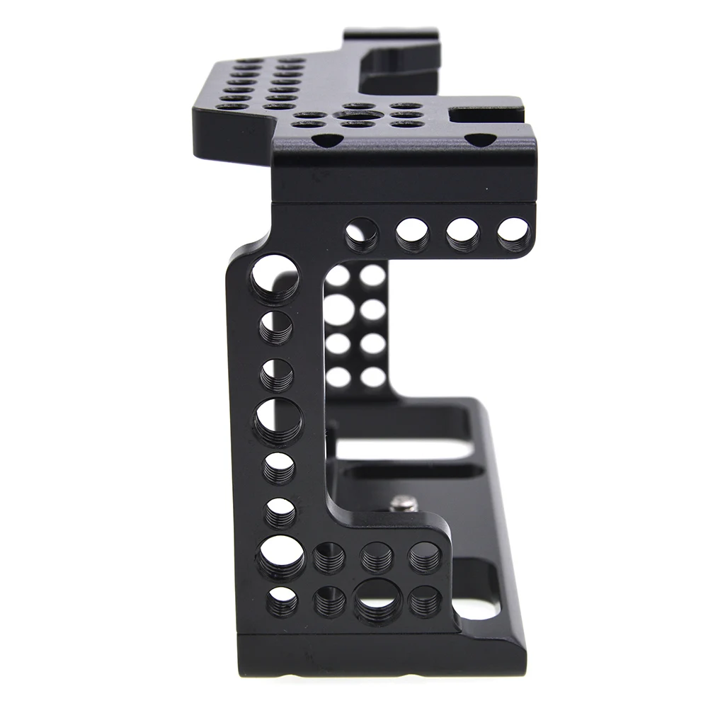 

Camera Cage Video Stabilizer 1/4inch Screw Camera Cages With Cold Shoe Mount For Sony A7III/A7M3/A7R3 Cameras For Monitor