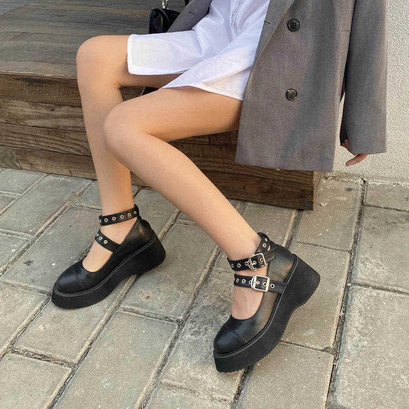 

2020 Autumn News Women Pumps Round Toe Sweet Mary Janes Female Single Shoes Shallow Soft Leather Black Shoes Size 35-39 YMB251