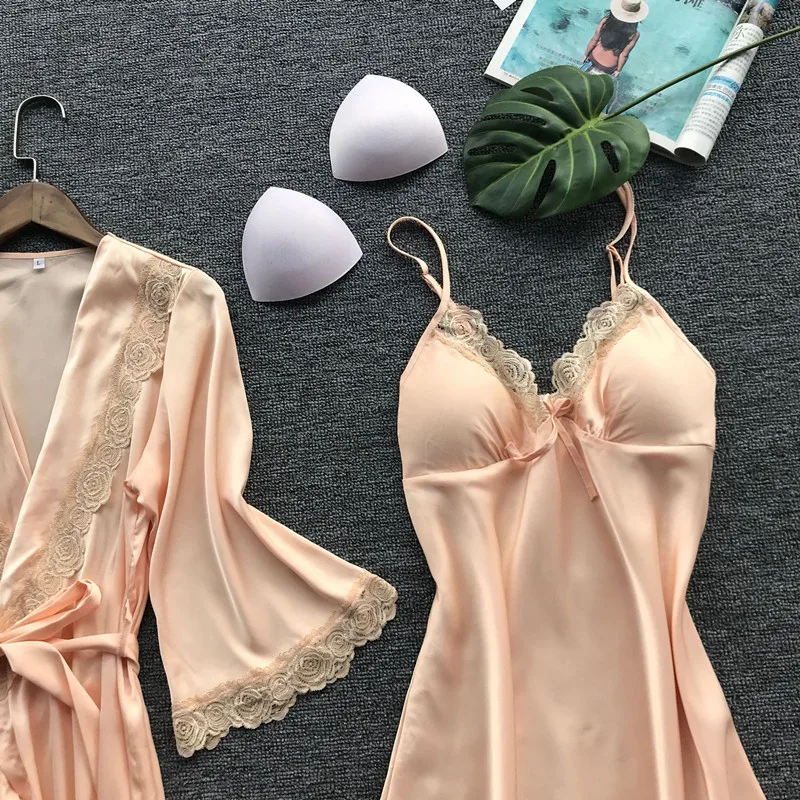 9072704632_2043651032_副本