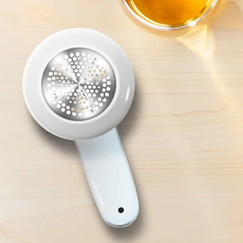 

Rechargeable Fabric Defuzzer Clothes Lint Pill Fuzz Remover with 2 Spare Blades Clothes Shaver Household Remove Machine