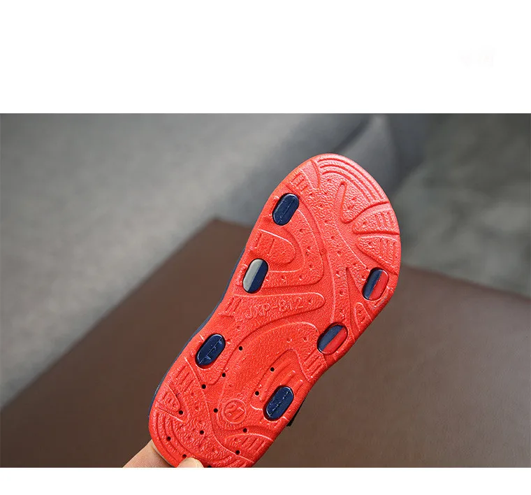 11050690084_2106594632