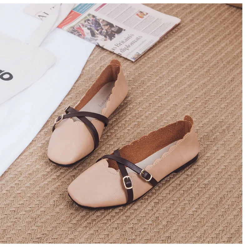 

Spring Peas Shoes Female Students Flat-bottom Students Casual Retro Grandma Shallow Mouth Shoes New Square Head flats J14-67