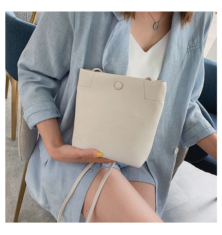 

2019 Korean bucket bag women's summer Japanese Joker fashion handbag small fresh and simple trend single shoulder diagonal bag