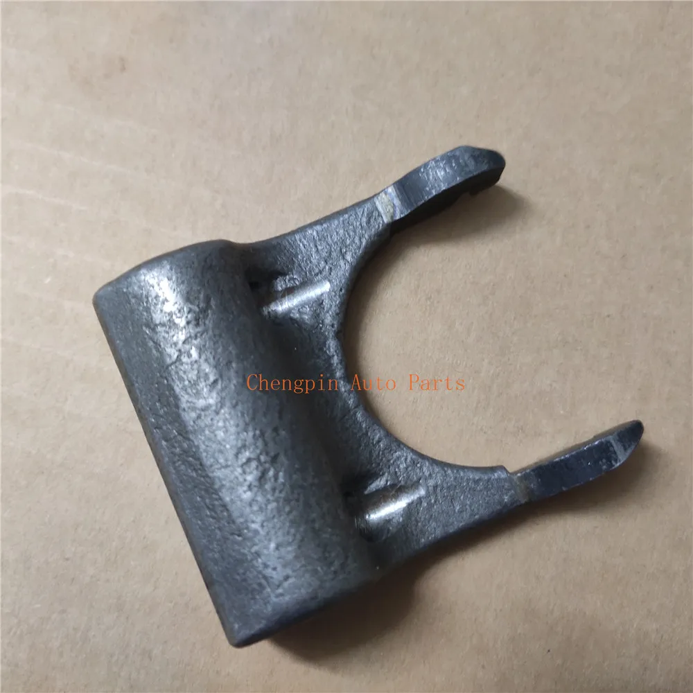 10PCS Auto Spare Parts GENUINE Clutch Fork 9071524 for Chevrolet Sail
