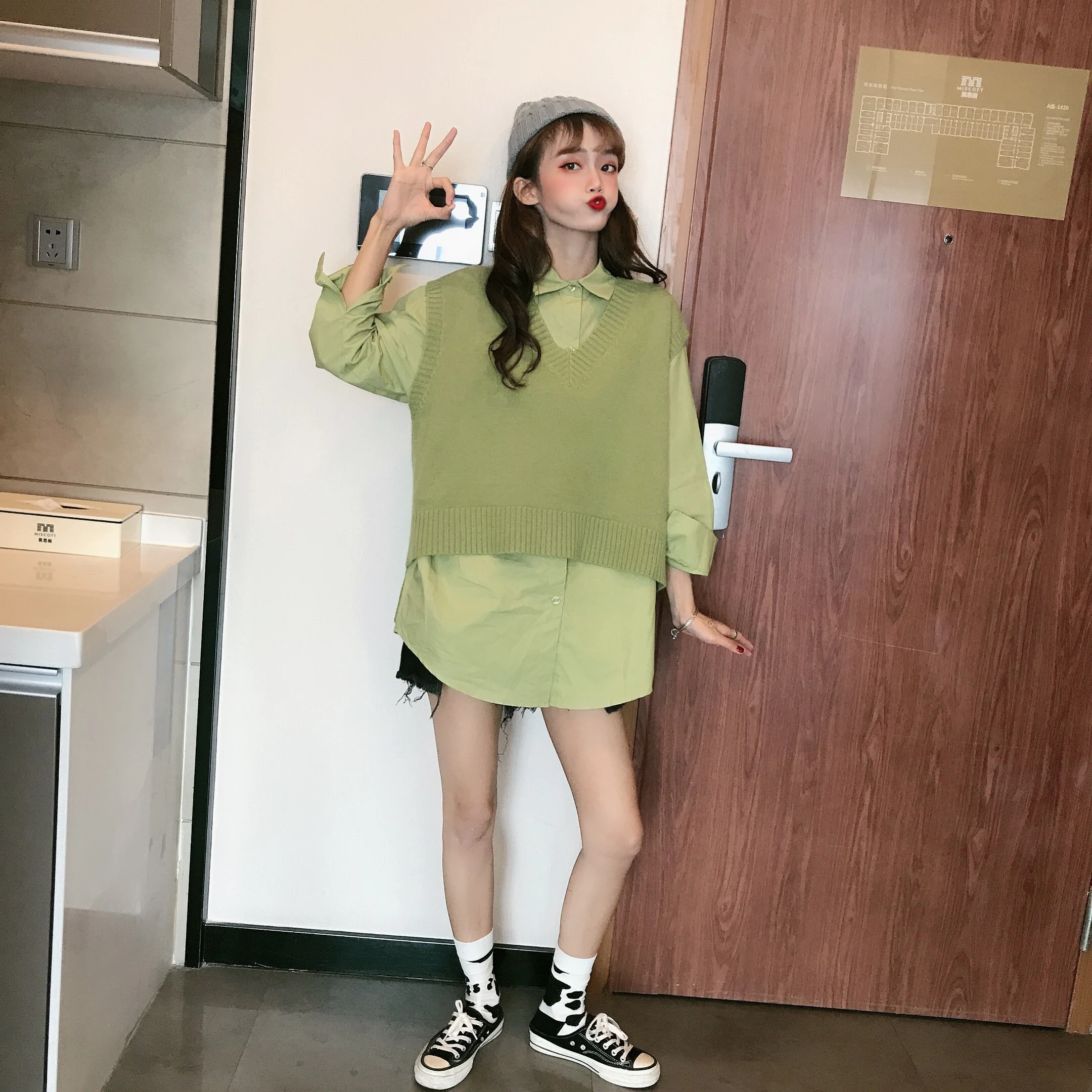 Harajuku Lazy Wind, женские свитера, Осенние, свободные, корейский стиль, нестандартный v-образный вырез, Женский Однотонный свитер, жилет, Chaleco sueter