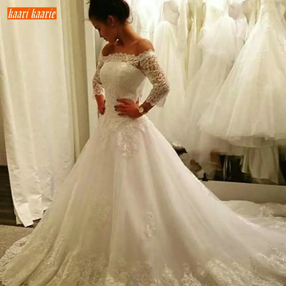 

Delicate Boat Neck 2020 Wedding Dresses Long Sleeve Off The Shoulder Court Train Bride Dress Applique Lace Country Wedding Gowns