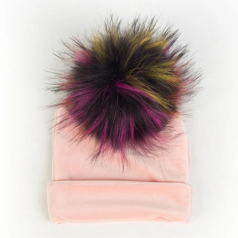 Geebro Newborn Baby Velvet Soft Thicken Beanies With Pom Pom Faux Fur Hairball Toddler Winter Warm Ear Hats Solid Color DK944 - Цвет: Pink23