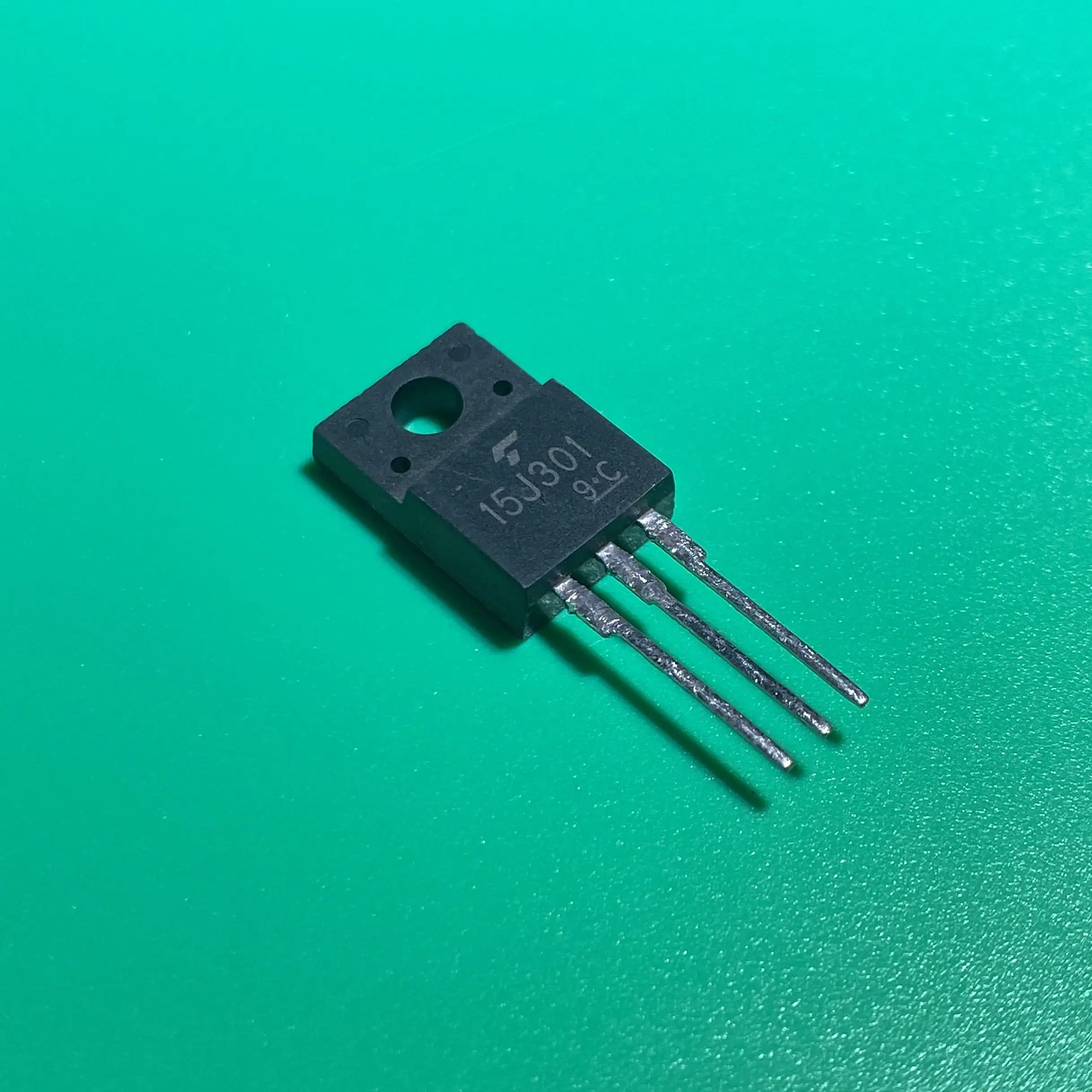 5 шт./лот GT15J301 TO-220F 15J301 N канальный IGBT (переключатель высокой мощности приложения