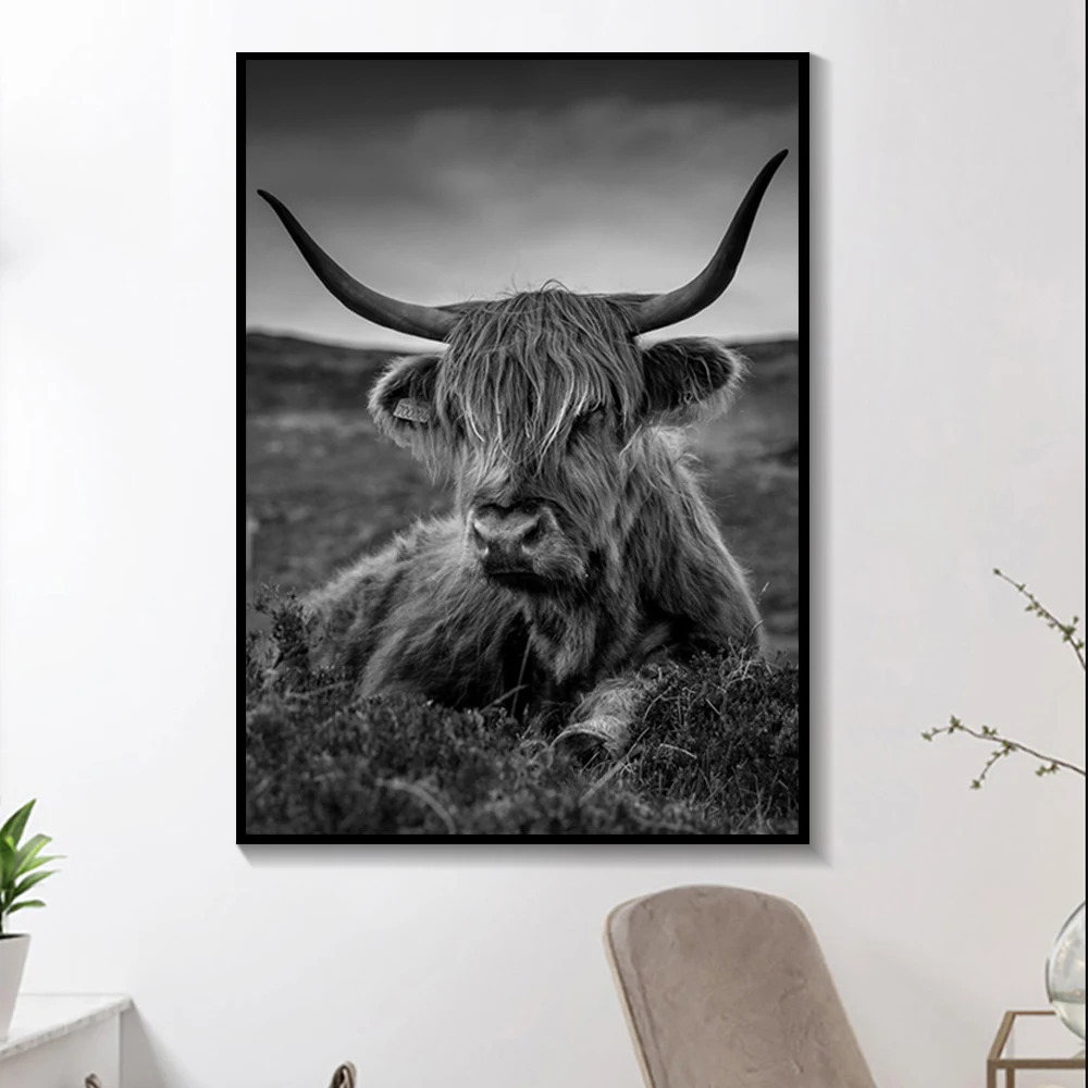 Minimalist-Farm-Animal-Canvas-Painting-Black-Highland-Cow-Wall-Art-Highland-Bull-Posters-and-Snow-Prints (4)