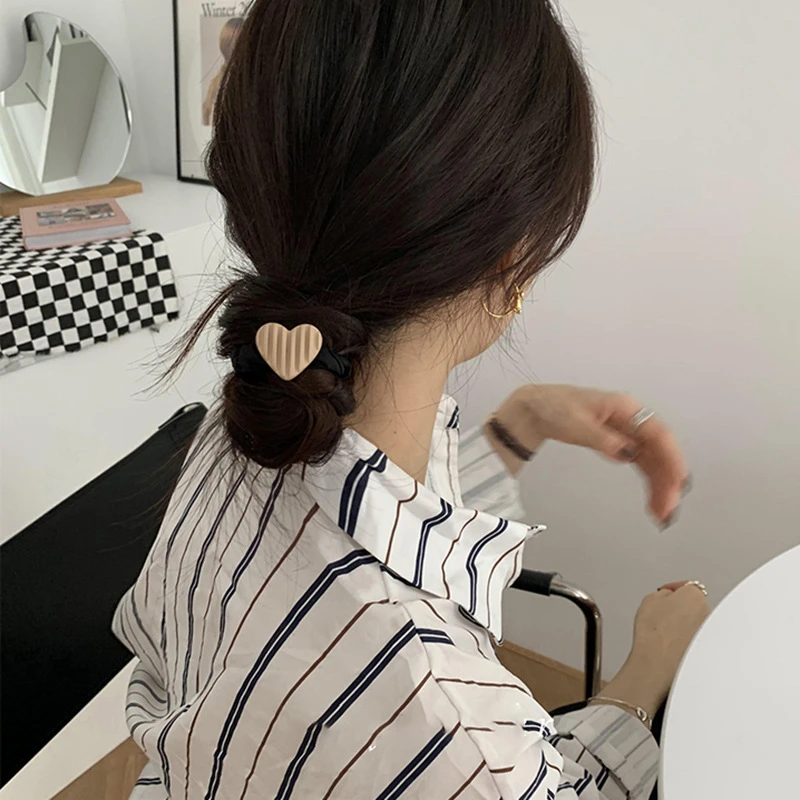 Fashion Woman Big Love Hair Ties Korean Style Hairband Scrunchies Girls  Ponytail Heart Holders Rubber Band Hair Accessories - Hair Ties - AliExpress