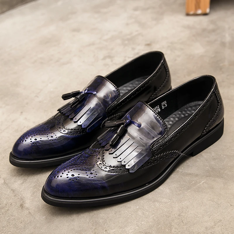 Yomior/винтажные мужские туфли с кисточками в британском стиле; модные повседневные модельные туфли из натуральной кожи; лоферы; Свадебная обувь с перфорацией типа «броги» на танкетке - Цвет: Синий