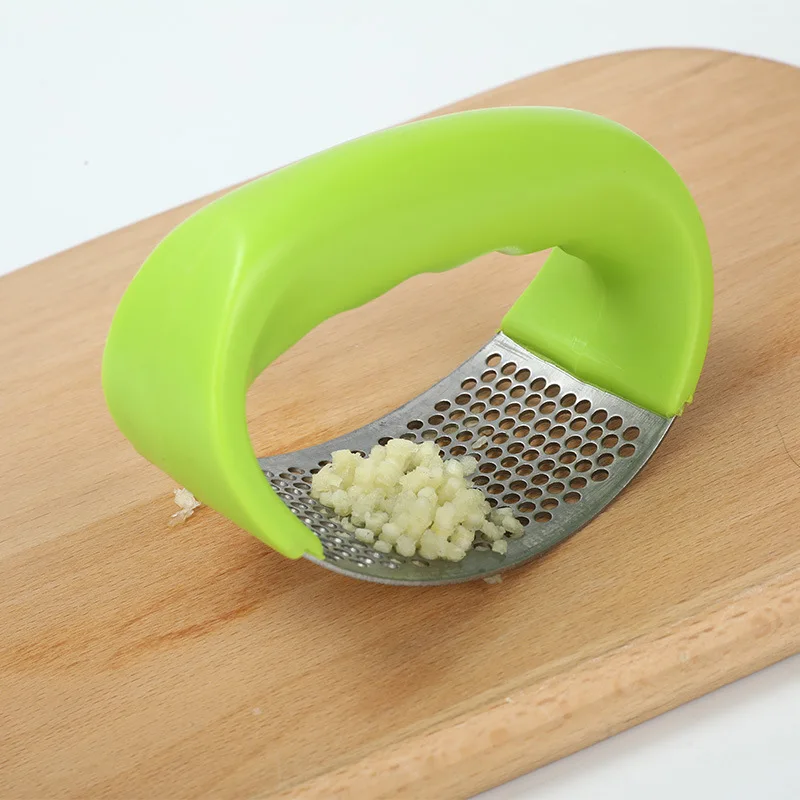 

1Pcs Stainless Garlic Press Household Manual Garlic Press Device Kitchen Press Squeezer Ginger Garlic Tools Kitchen Accessories