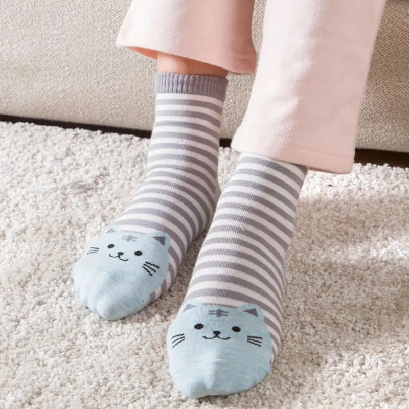 5 пар, женские милые короткие носки с животными, в полоску, с милым котиком, чулочно-носочные изделия средней длины