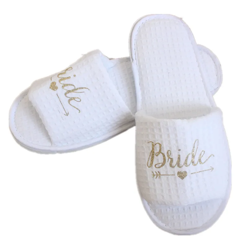 4 金色字母 bride