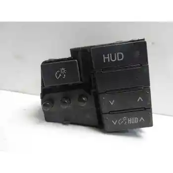 

COMMAND MULTIFUNCTION TOYOTA PRIUS +