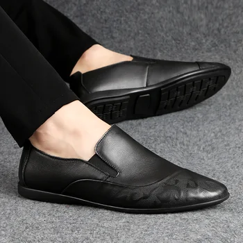 

Shoes Men Loafers genuine Leather Sneakers Men Casual Flats Shoes Comfortable breathable Shoes Soft Slip On Boat Shoes men