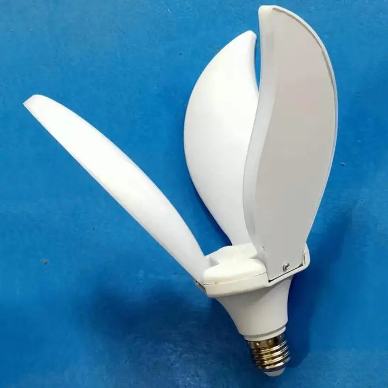 Светодиодный вентилятор с тремя лезвиями 45 Вт E27 складной энергосберегающий домашний потолочный светильник 84 светодиодный складной с широким напряжением