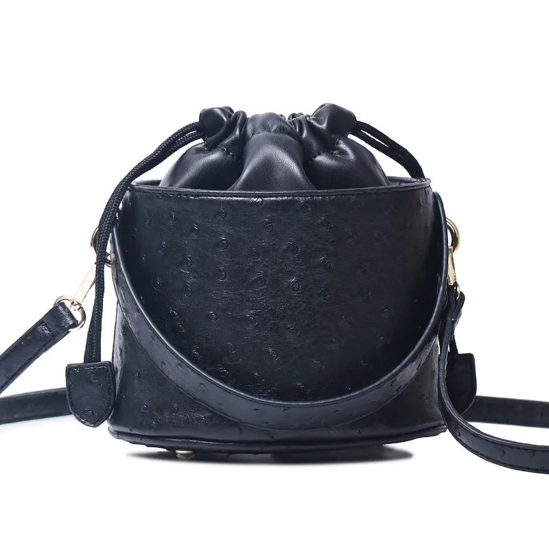 Fashion Blue Ostrich Leather Bucket Bags For Women Small Shoulder Messenger Bag Sexy Snake Cute Tote Purse - Цвет: 3910 OBL