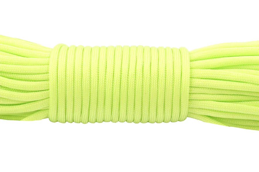 17 fluo green Паракорд 4 мм 100ft 550 для шнура для походов кемпинга Парашютная веревка - Цвет: 17 fluo green