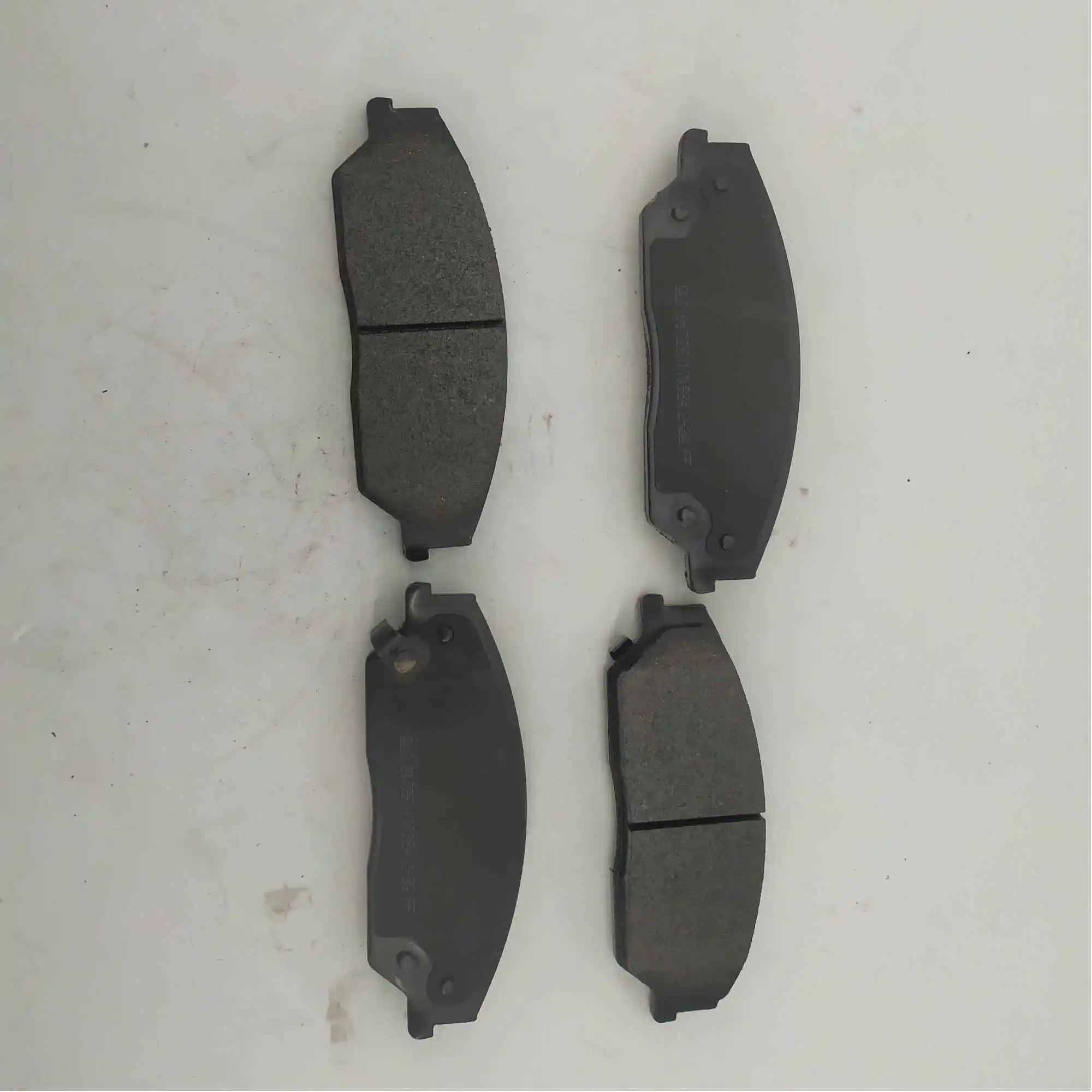 1014014204 front brake pad for Geely ec8 byds6