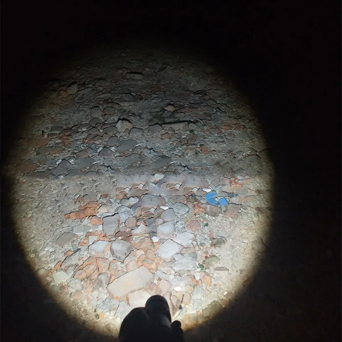 Outdoor Night Climbing Flashlight Waterproof Lamp USB Charging Telescopic Silicone Sleeve EDF88