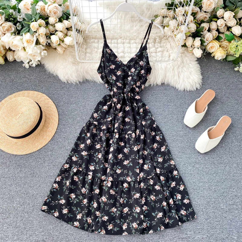 Boho Sexy 2020 V Neck Vintage Floral Print Summer Midi Dress Spaghetti Strap Party dress Women Casual A-Line Beach holiday dress
