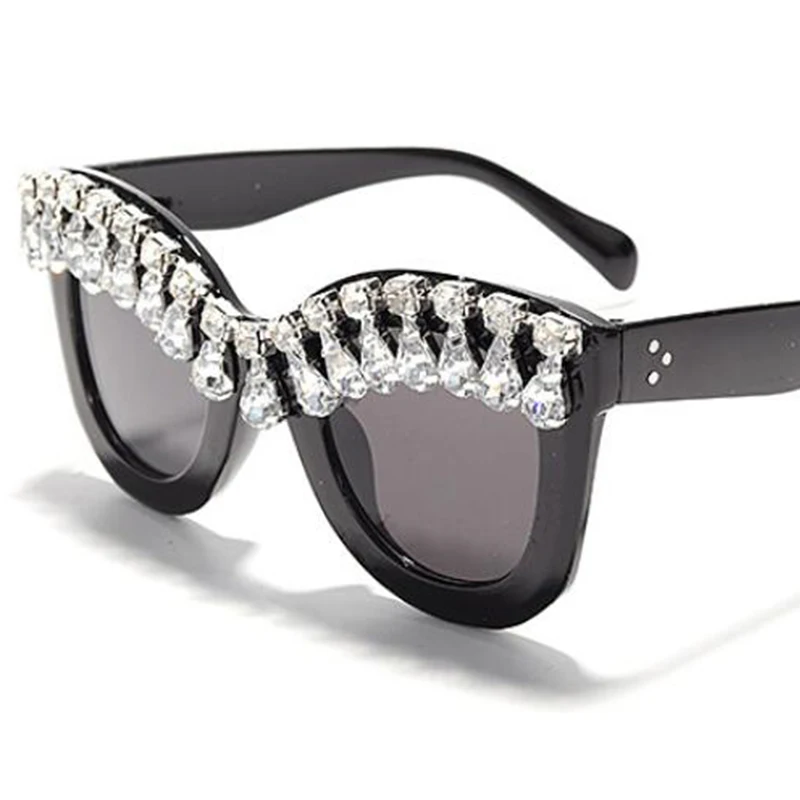 Drip Diamond Women's Glasses Fashion Oversized Rhinestone Cat Eye Sunglasses Novelty Black