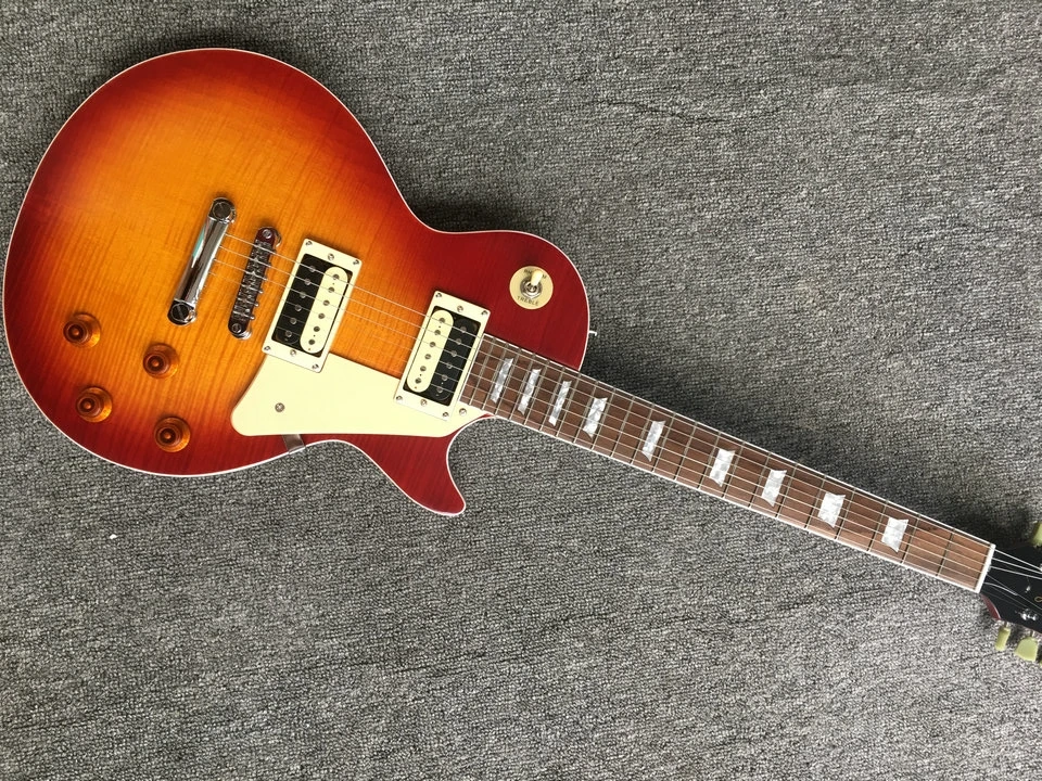 Изготовленная на заказ электрическая гитара Tiger Flame. Ручная работа 6 выступлений