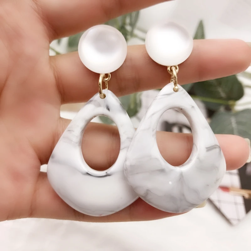

Simple White Resin Pattern Geometric Drop Earrings for Girl Women Fashion Jewelry Accessories