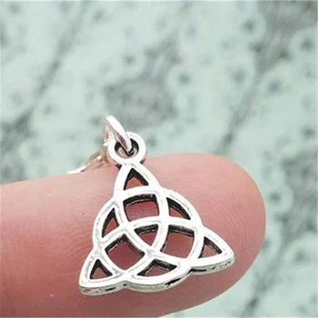 

2X Knot Clip on Charm, Knot Zipper Pull, Triquetra Purse Charm, Symbol Charm