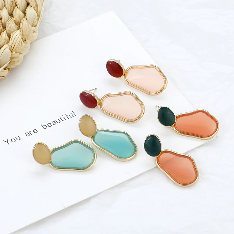 

AENSOA Unique Design Korean Candy Irregular Pendant Earrings For Women Girl Colorful Simple Transparent Resin Earrings Jewelry