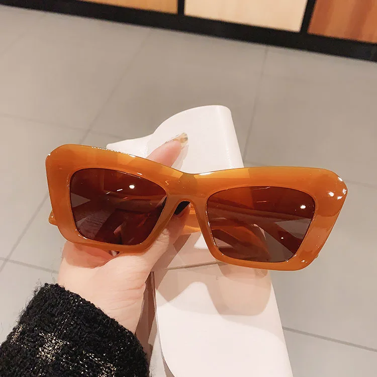 purple sunglasses Orange Women's Sunglasses New Fashion Cat Eye Brand Designer Sunglasses Female High Quality Big Vintage Sun Glasses Lady oculos purple sunglasses