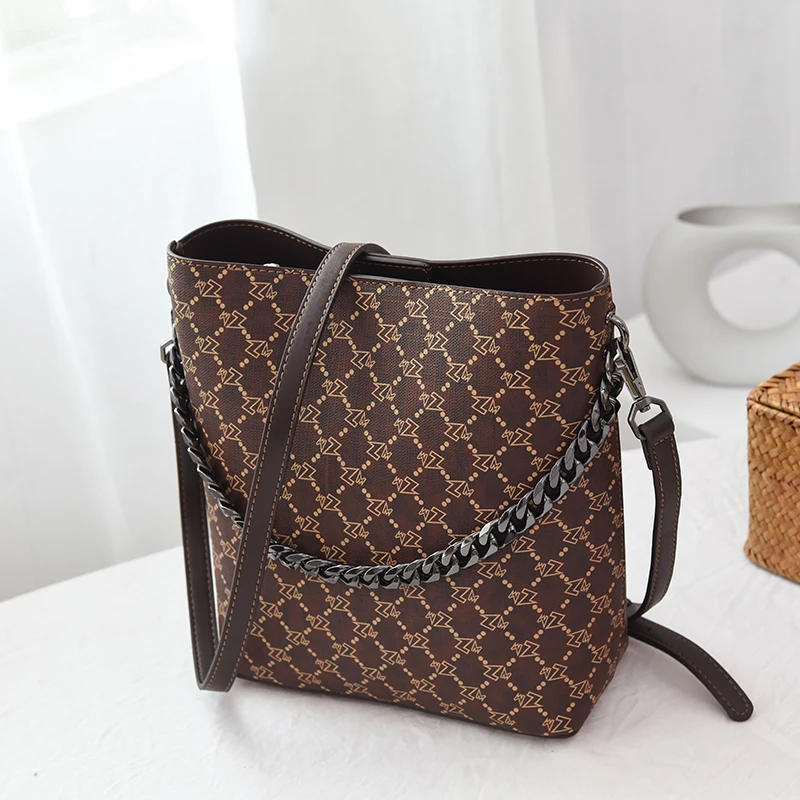 

Luxury Brand Designer Bucket bag Women Leather Wide Color Strap Shoulder bag Handbag Large Capacity Crossbody bag For Shopping